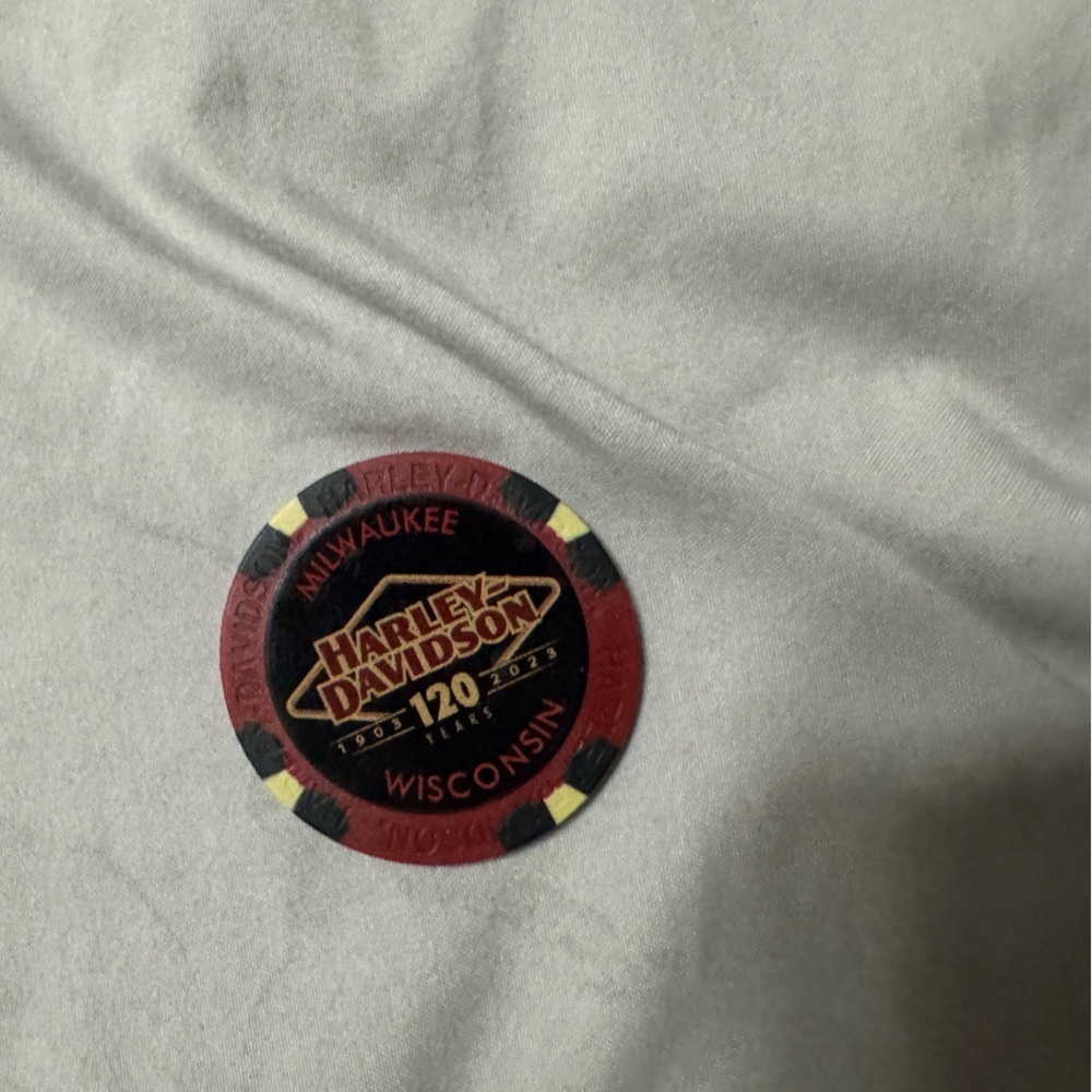 Harley-Davidson House Poker Chip 120 Ann in Red and Black